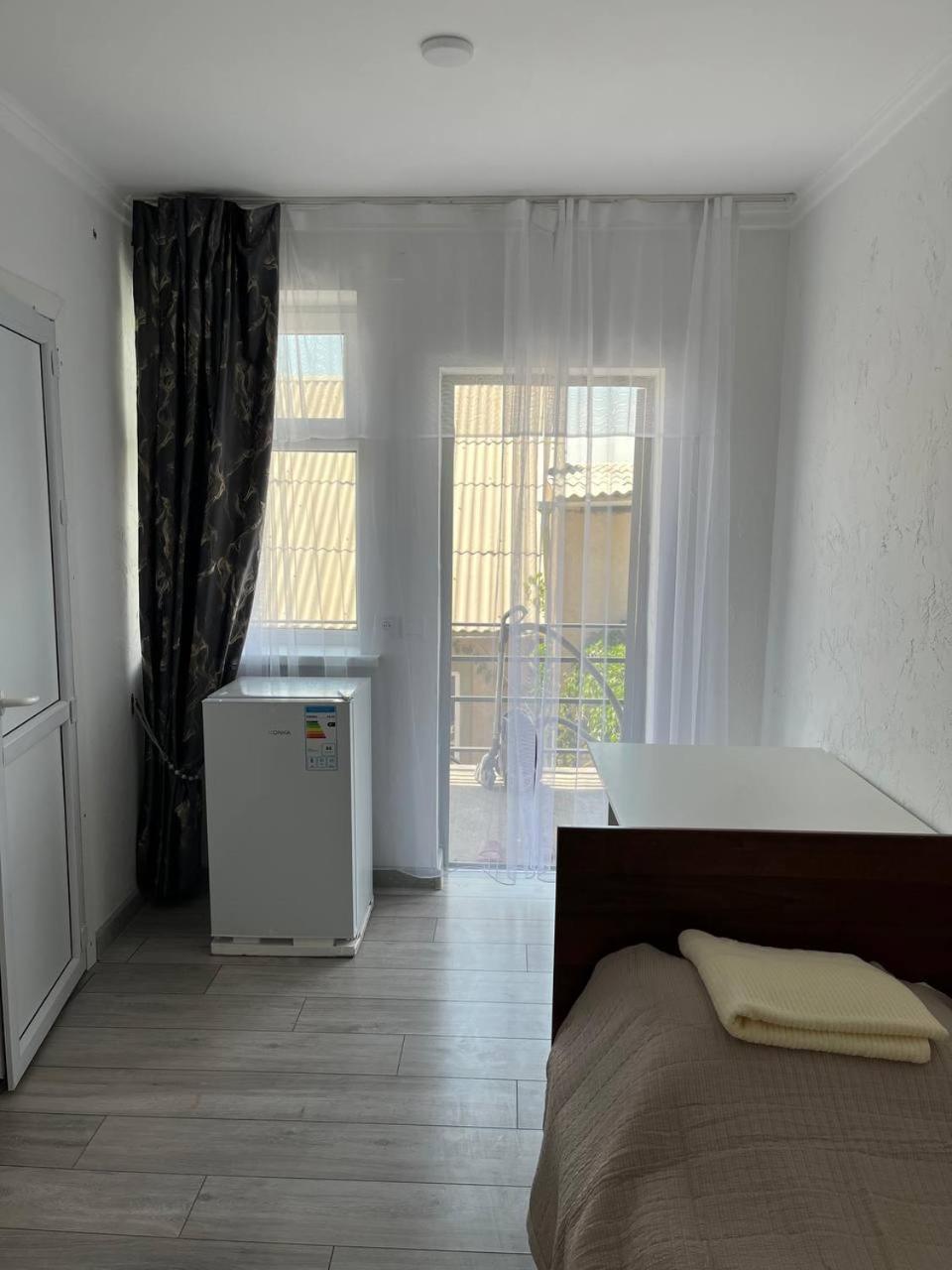 "Bilim" Guest House Tamchy Exteriör bild